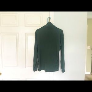 NEVER WORN Eddie Bauer Men’s Turtleneck!